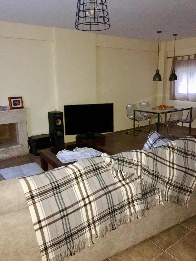 Modern House ξενώνας Άφυτος Εξωτερικό φωτογραφία