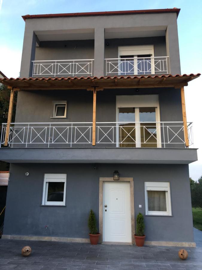 Modern House ξενώνας Άφυτος Εξωτερικό φωτογραφία