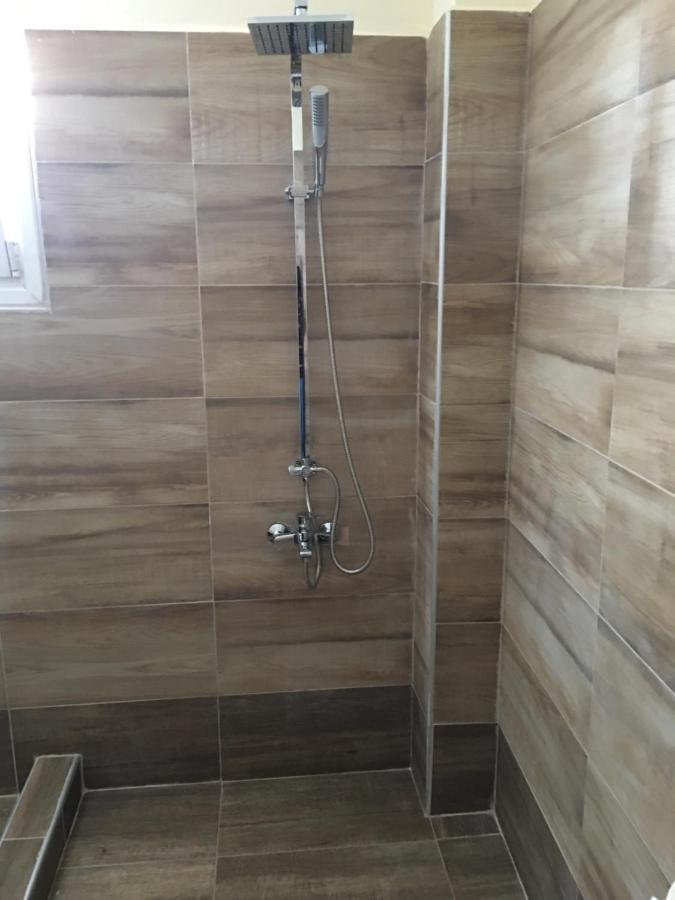 Modern House ξενώνας Άφυτος Εξωτερικό φωτογραφία